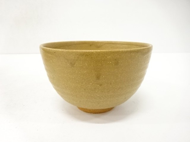 JAPANESE COLLECTIBLE / KARATSU WARE / ASH GLAZE TEA BOWL (WITH PLAIN B
